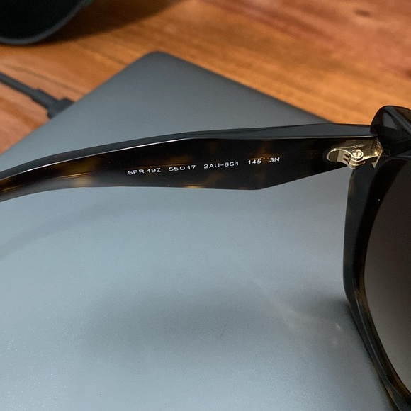 NEW Prada SPR 19Z - Picture 8 of 11